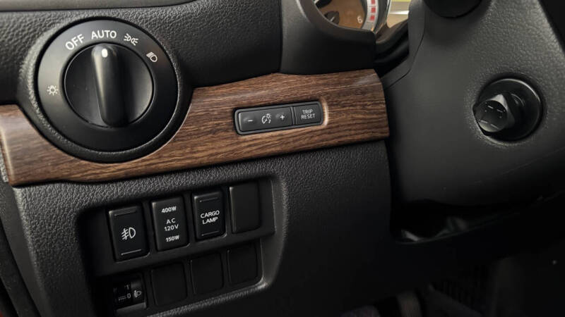 2016 Nissan Titan XD Platinum Reserve