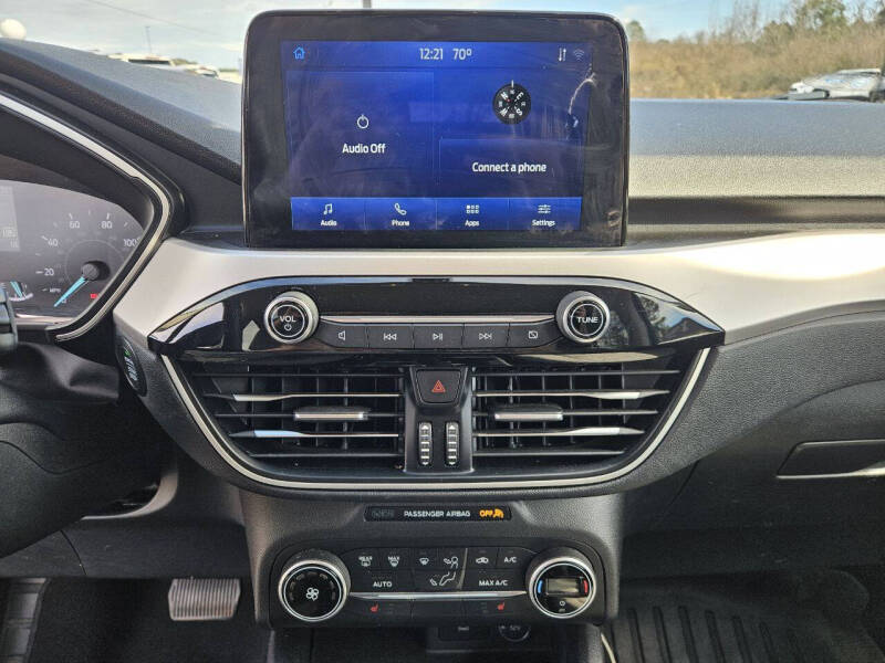 2020 Ford Escape SE