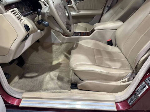 1999 Mercedes-Benz E-Class E 320