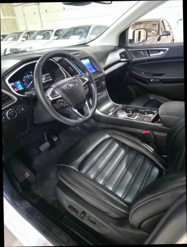 2020 Ford Edge
