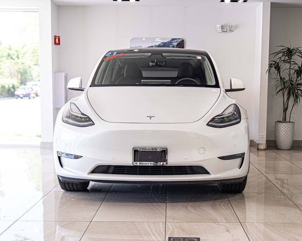 White 2021 Tesla Model Y Long Range AWD Long Range 4dr Crossover 2