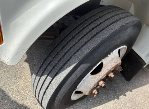 2001 International 4700