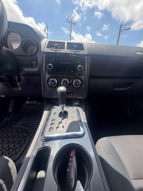 2012 Dodge Challenger SXT