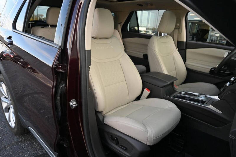 2022 Ford Explorer Platinum