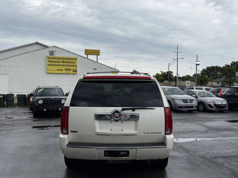 2010 Cadillac Escalade Luxury