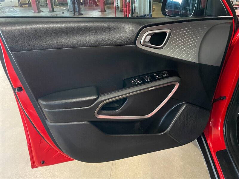 2022 Kia Soul LX