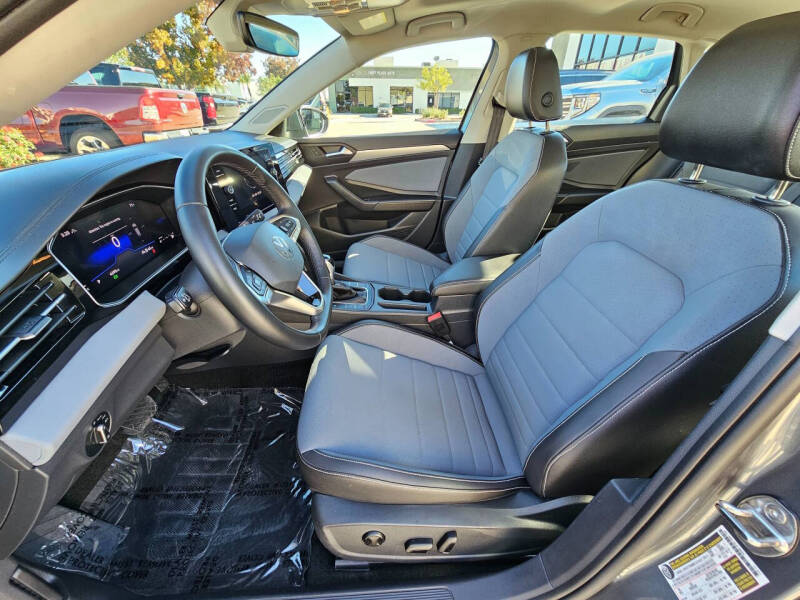 2025 Volkswagen Jetta SE