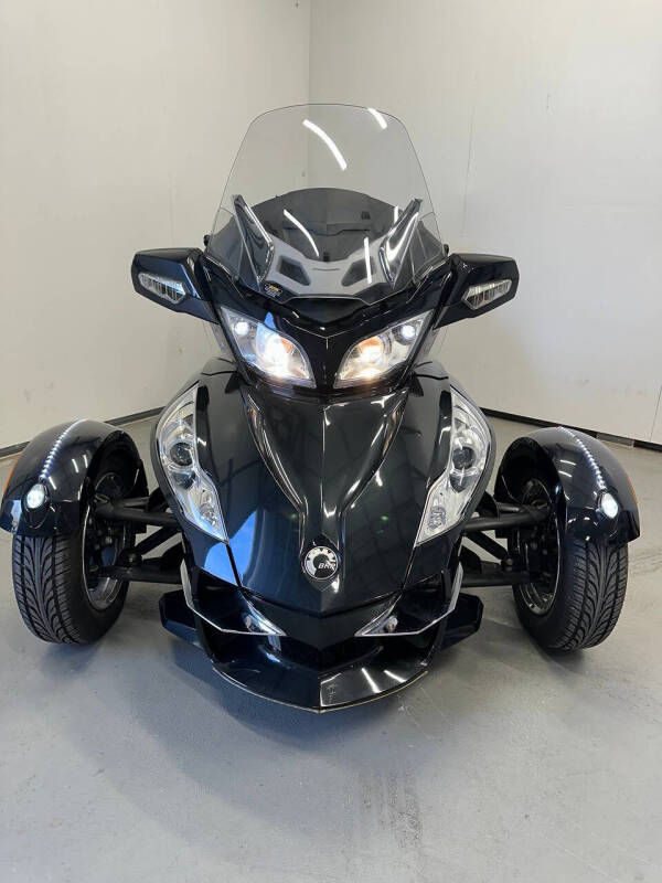 2011 Can-Am Spyder RT-S SE5