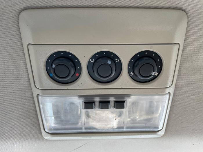 2013 Land Rover LR4 HSE LUX