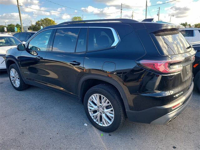 2024 GMC Acadia Elevation