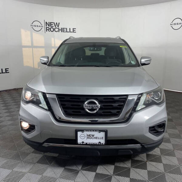 2017 Nissan Pathfinder SV