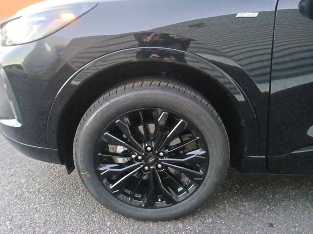 2026 Ford Escape ST-Line Elite