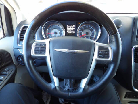 2012 Chrysler Town and Country Limited