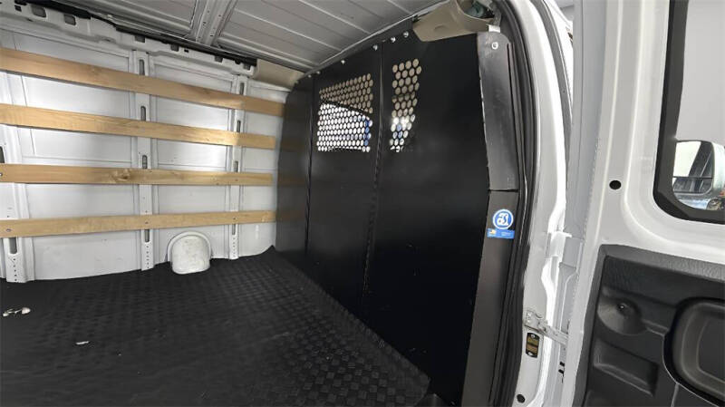 2024 Chevrolet Express 2500