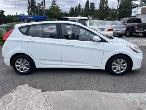 2013 Hyundai Accent GS