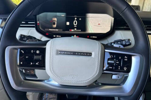 2025 Land Rover Range Rover P400 SE LWB