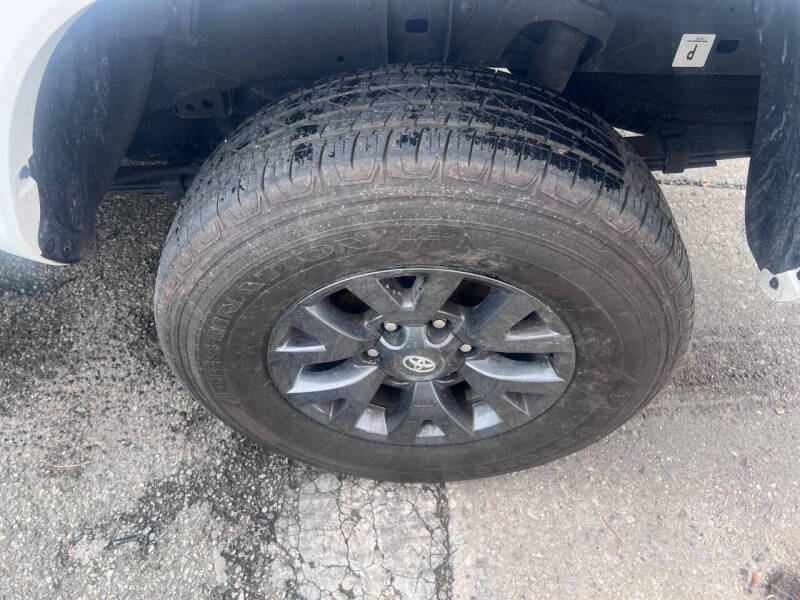 2023 Toyota Tacoma SR5 V6