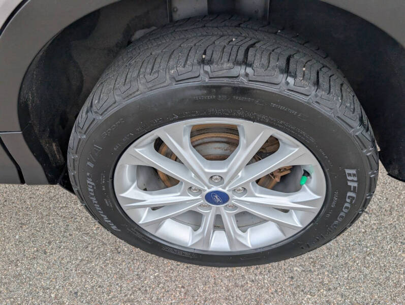 2017 Ford Escape SE