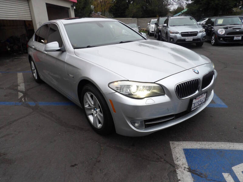 2012 BMW 5 Series 528i