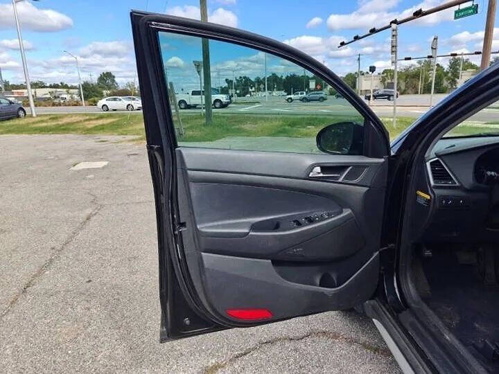 2017 Hyundai Tucson SE Plus