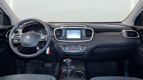 2019 Kia Sorento LX V6