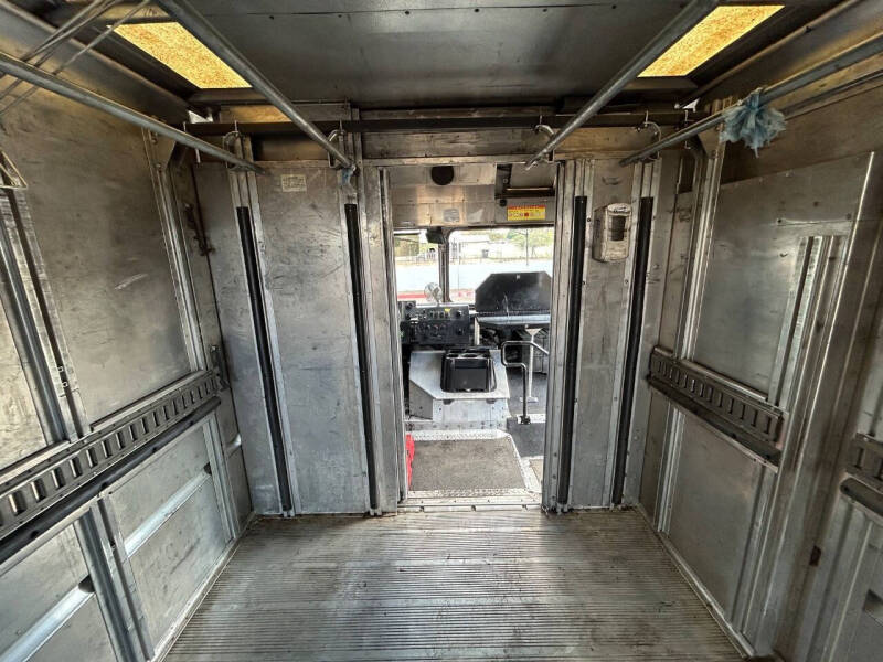 2010 Freightliner MT45 Chassis