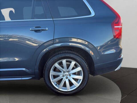 2018 Volvo XC90 T6 Momentum