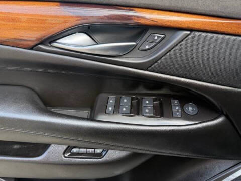 2016 Cadillac Escalade Luxury Collection