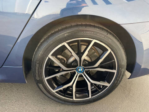 2022 BMW 5 Series 530e