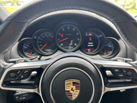 2016 Porsche Cayenne