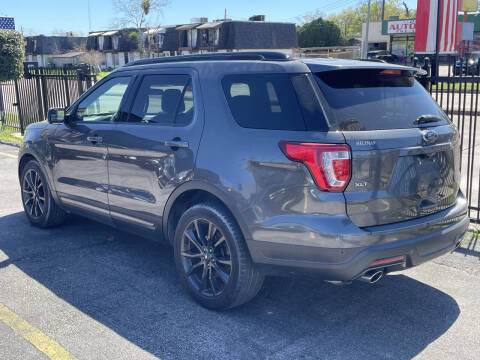 2018 Ford Explorer XLT