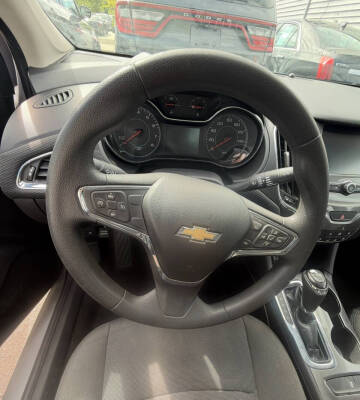 2017 Chevrolet Cruze LT Auto