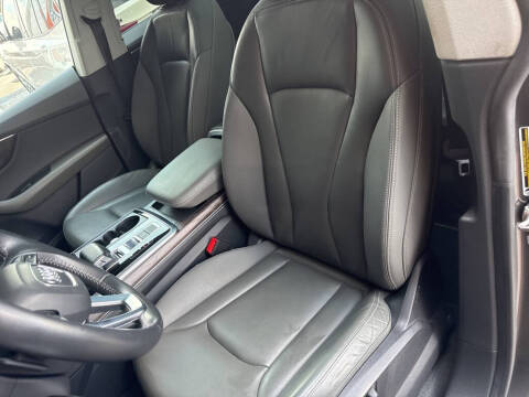 2019 Audi Q8 quattro Premium 55 TFSI