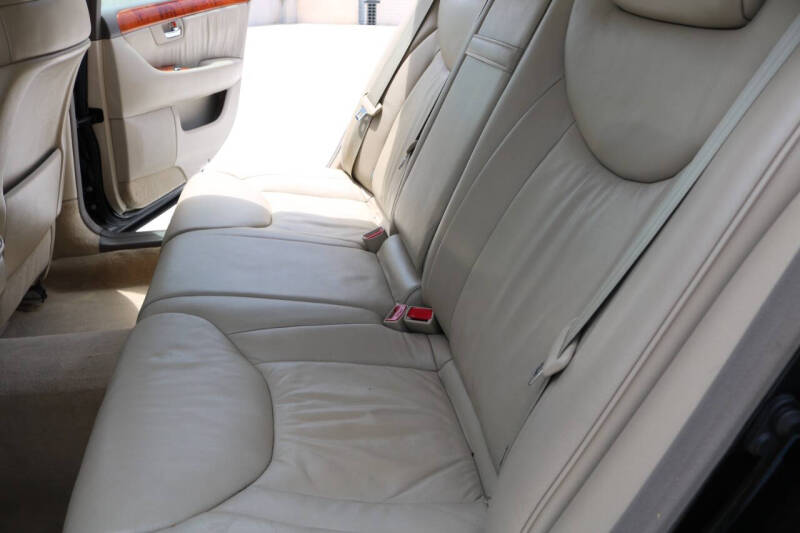 2002 Lexus LS 430