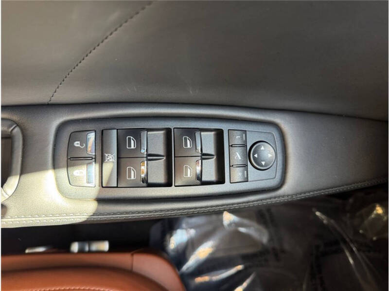 2023 Maserati Ghibli Modena