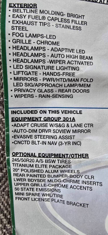 2022 Ford Edge Titanium