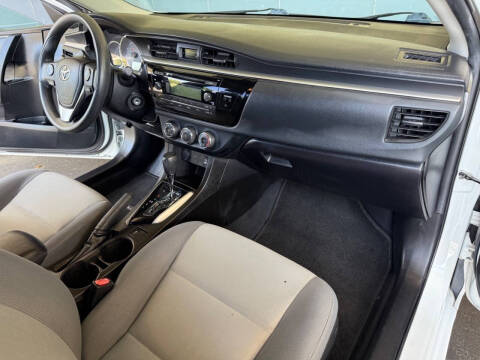 2014 Toyota Corolla LE