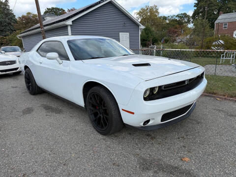 2015 Dodge Challenger SXT