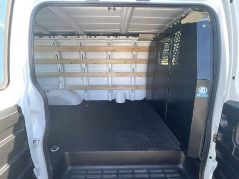 2023 Chevrolet Express 2500