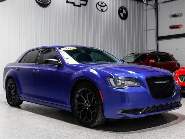 2019 Chrysler 300 Touring
