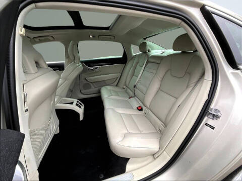 2018 Volvo S90 T5 Momentum