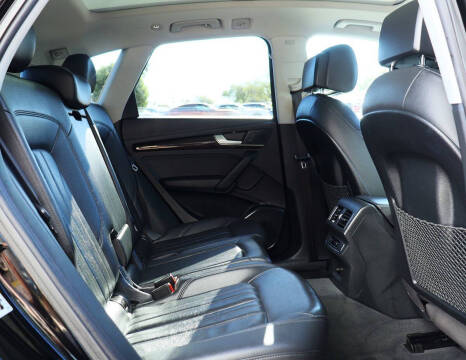 2020 Audi Q5 quattro Titanium Premium 45 TFSI