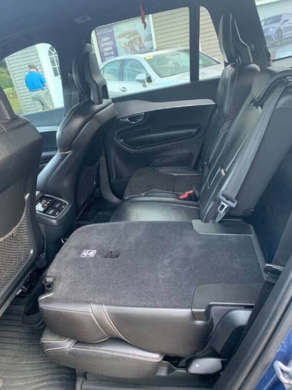 2017 Volvo XC90 T6 R-Design