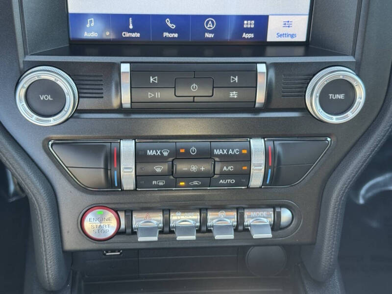 2022 Ford Mustang Mach 1