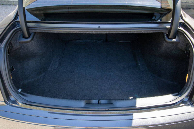 2019 Chrysler 300 S