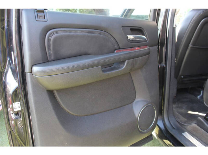 2013 Cadillac Escalade EXT Premium