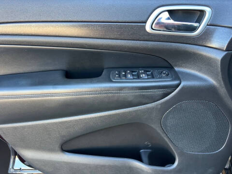 2018 Jeep Grand Cherokee Altitude