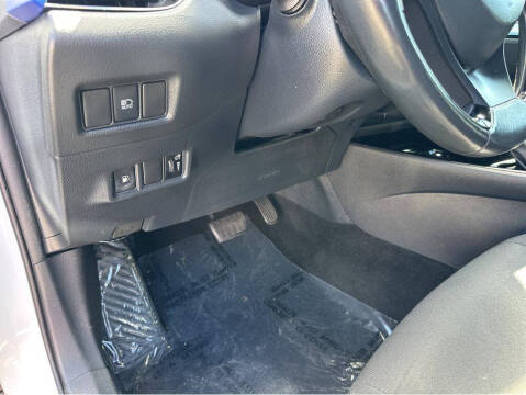 2021 Toyota C-HR XLE