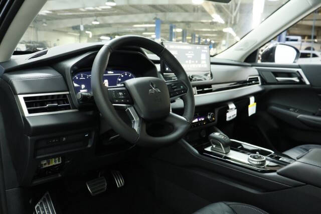 2026 Mitsubishi Outlander SEL