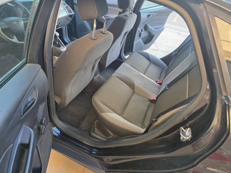 2012 Ford Focus S